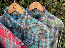 Load image into Gallery viewer, Flannel shirts