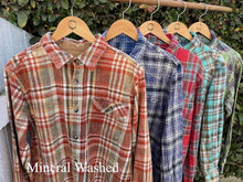 Load image into Gallery viewer, Flannel shirts