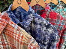 Load image into Gallery viewer, Flannel shirts
